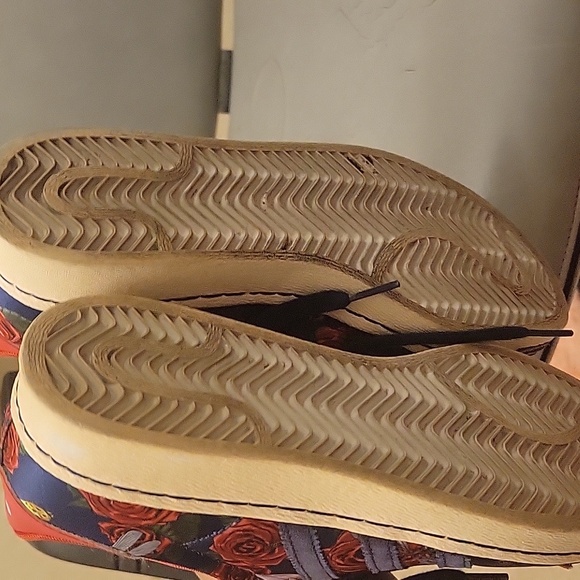 Adidas SuperStar Rita Ora Red Roses - Picture 3 of 7